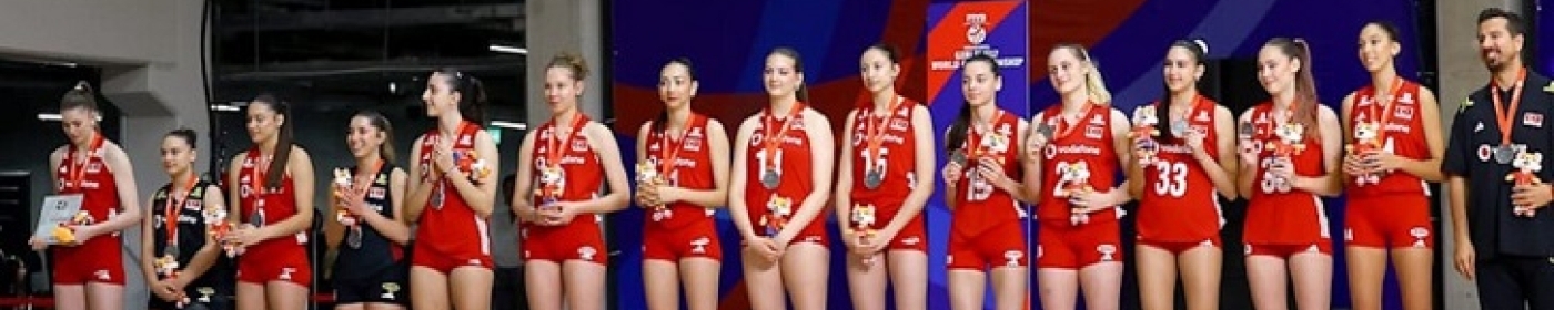 U17 Kız Milli Takımımız, Dünya İkincisi
